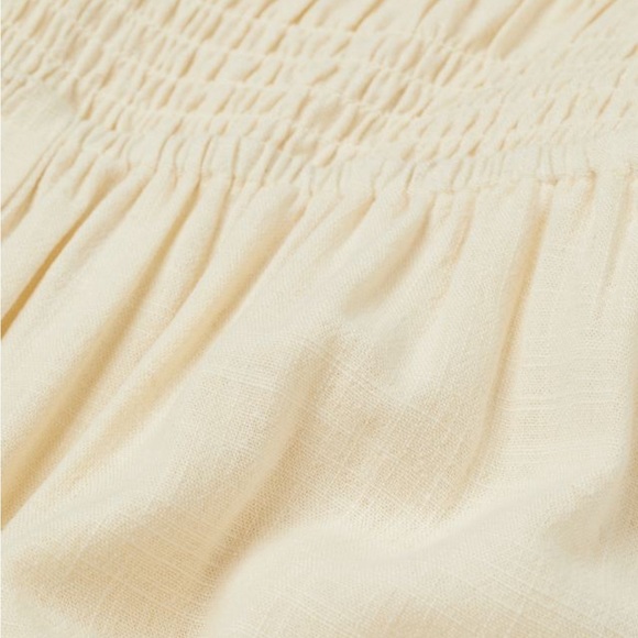 NWOT XXL women’s Plus  H&M ivory, smocked, wide leg, Ankle-length jumpsuit - Picture 2 of 3